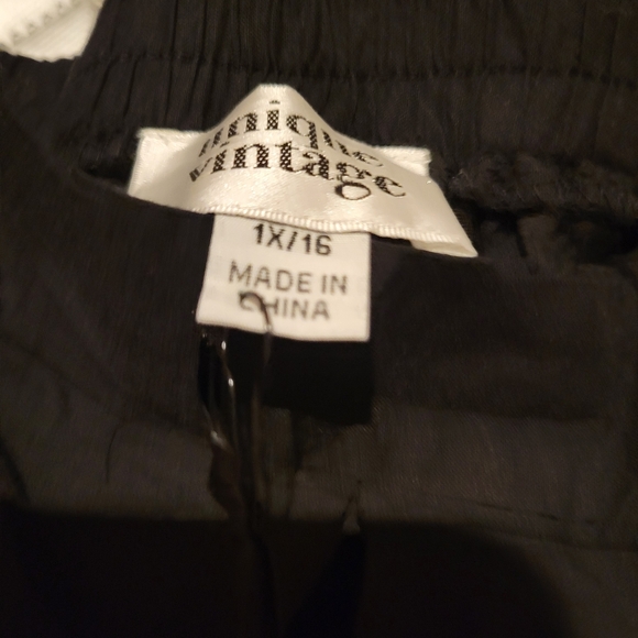 Unique Vintage Plus Size Black & Golden Eyelet Border Jayne Swing Skirt - 1X/16 - Picture 5 of 7